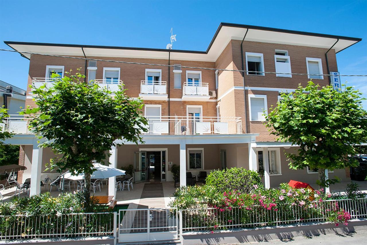 B&B Hotel Serenita ベラーリア・イジェア・マリーナ エクステリア 写真