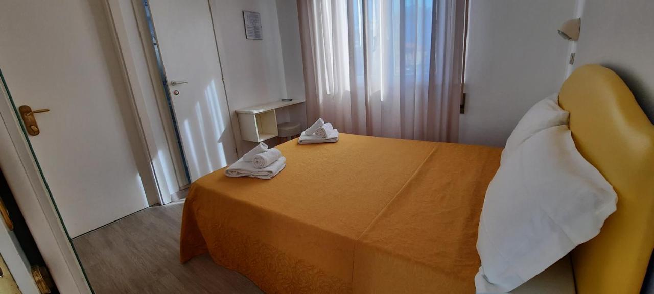 B&B Hotel Serenita ベラーリア・イジェア・マリーナ エクステリア 写真