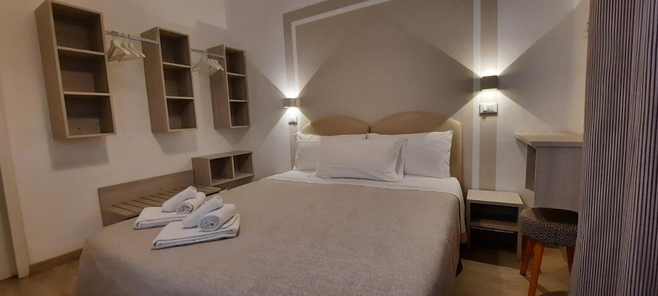 B&B Hotel Serenita ベラーリア・イジェア・マリーナ エクステリア 写真
