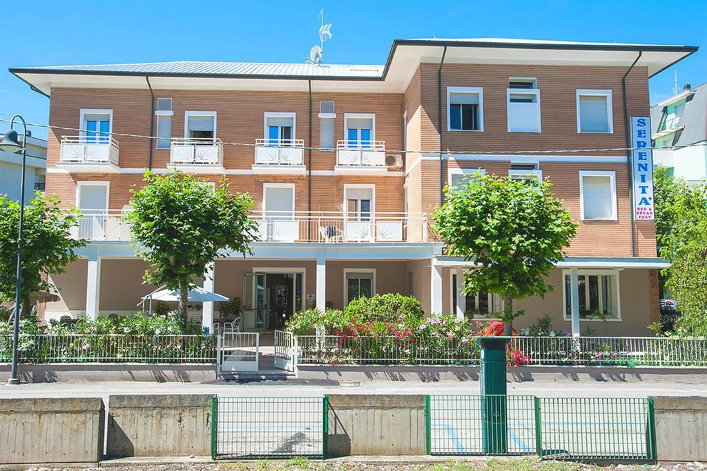 B&B Hotel Serenita ベラーリア・イジェア・マリーナ エクステリア 写真